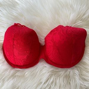 NWT Victoria’s Secret Push up Bra!